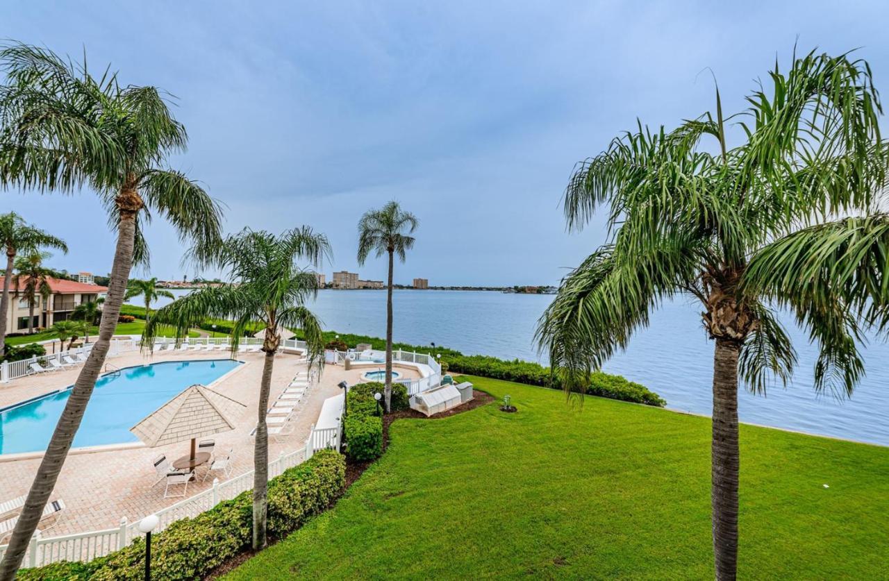 Palma Dont Worry Beach Happy On Isla Del Sol Sankt Petersburg Exterior foto